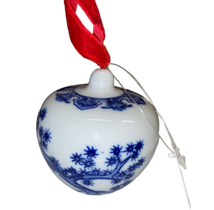 Tradecie Debi Vincent Chinoiserie GINGER JAR White Blue Christmas Ornament
